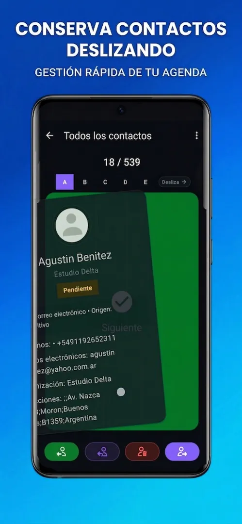 Tarjeta verde al deslizar un contacto hacia la derecha para conservarlo.